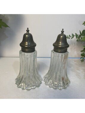 Leonard Silver Mfg Silver Plate Salt & Pepper Shaker Set 6" Tarnished Vintage